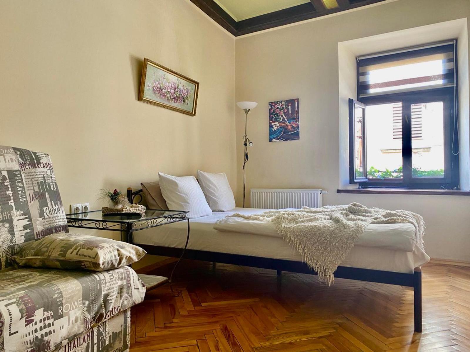 Вірменська 14 Центр Не Далеко Від Ж Д Вокзалу Звітні Документи Apartment Lviv Bagian luar foto